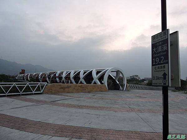 大鶯車道龍窯橋20141128(42)