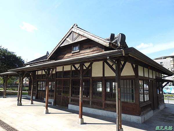七堵車站20200104(14).JPG